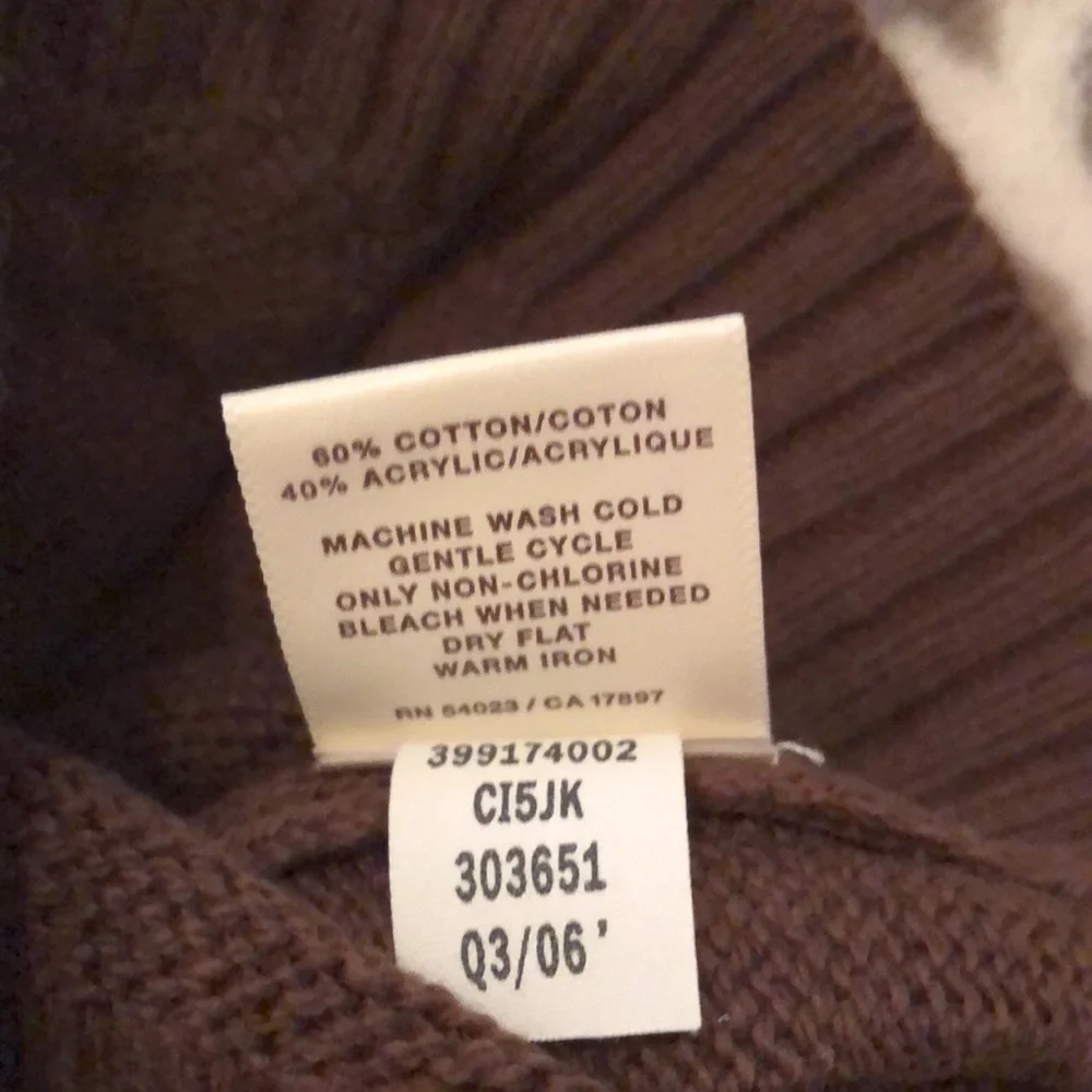 2006 Old Navy Newborn Essentials Brown Knit Hat Size 3-6 months